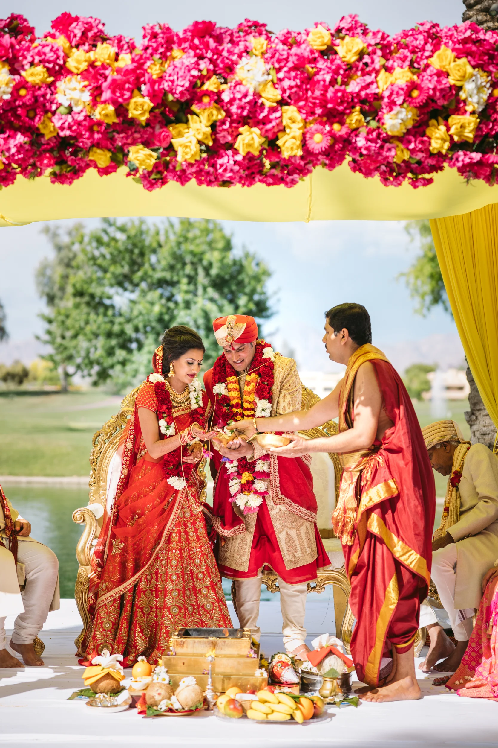 वैवाहिक जीवन में सुख, स्थिरता एवं मंगलकामना हेतु पावन वैदिक अनुष्ठान